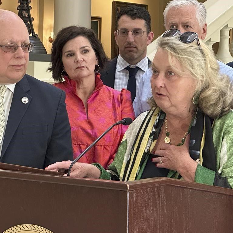 Georgia governor signs law adding regulations for production and sale of herbal supplement kratom